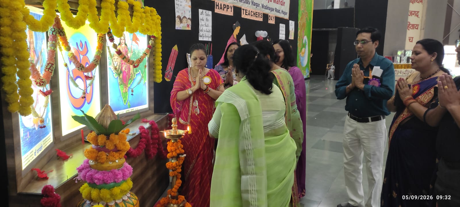 Teachers Day Puja – SBVM Hapur